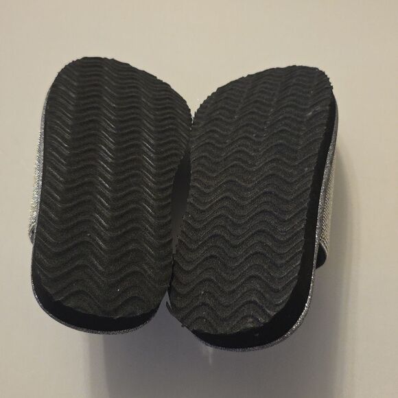 BRAND NEW PARIS HILTON SLIVING  GLITTER RHINESTONE SLIPPERS  THAT's HOT … - Picture 16 of 16